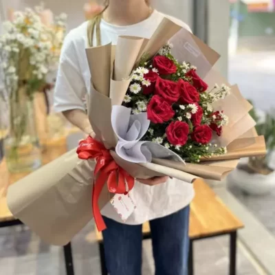 Bó hoa chúc mừng Valentine day hoa hồng đỏ mix thạch thảo