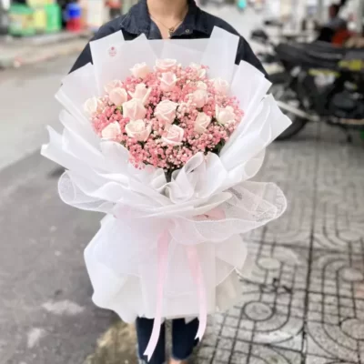 Bó hồng kem 18 bông mix baby hồng tặng sinh nhật người thương