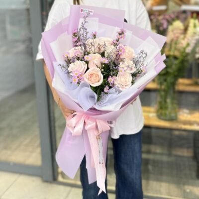 Hoa tặng Valentine's day - hồng kem mix thạch thảo tím và hoa sao tím