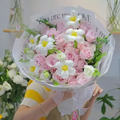 Bó hoa tulip 10 bông sang trọng
