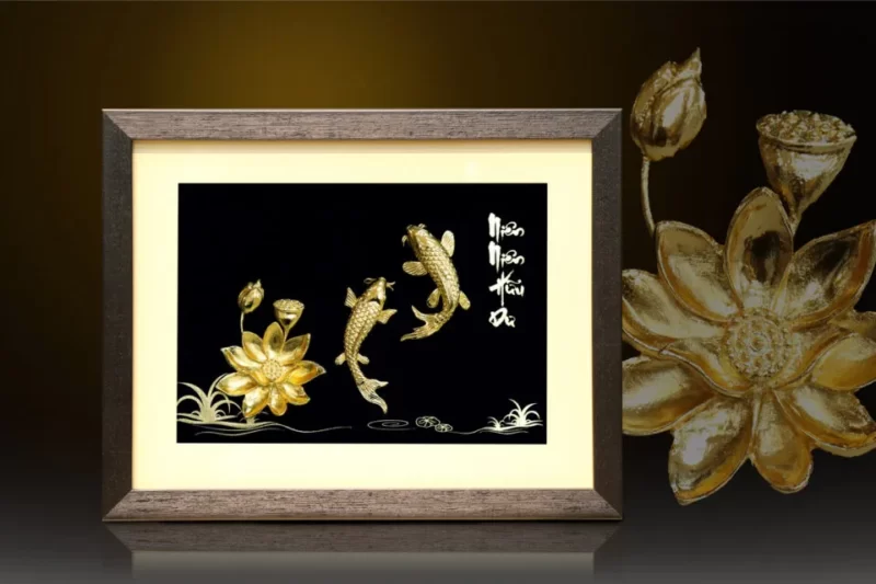 Tranh cá chép hoa sen mạ vàng (song Ngư cát hạnh)