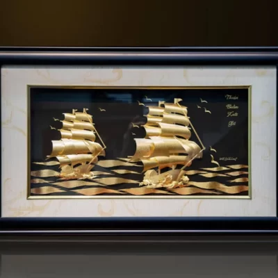 Tranh đôi thuyền buồm xuôi gió dát vàng 24k
