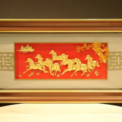 Tranh mã đáo thành công dát vàng 24k