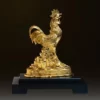 Tượng con gà trống mạ vàng 24k