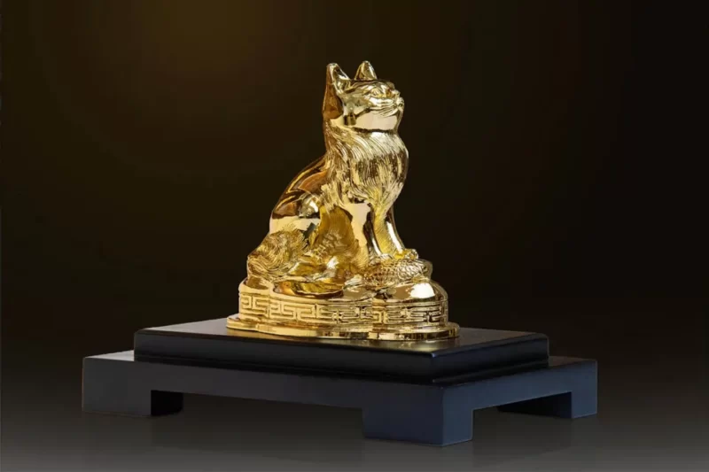 Tượng con mèo mạ vàng 24k
