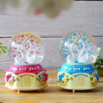 Quả cầu tuyết đôi thiên nga